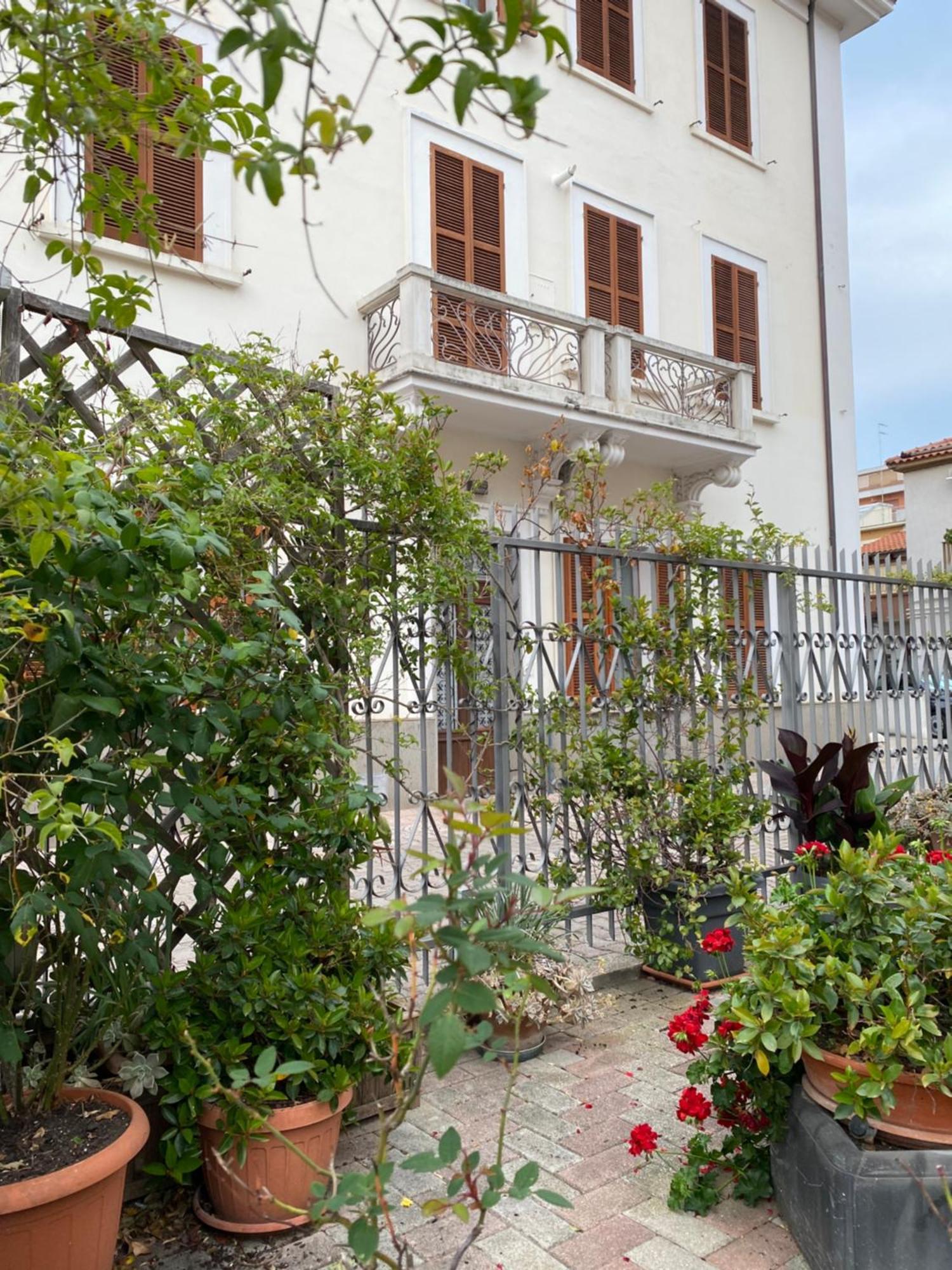 Westhouse Apartment Pescara Luaran gambar